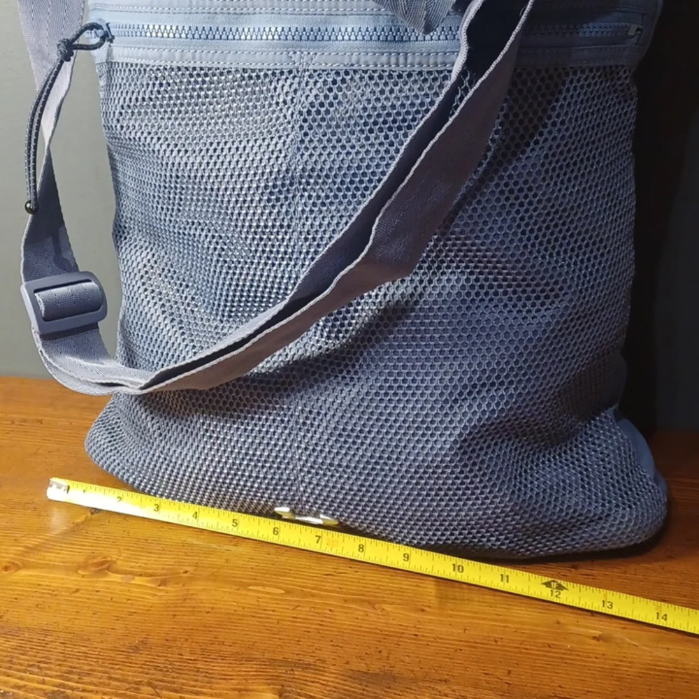Under Armour large messenger bag - Picture 4 of 16